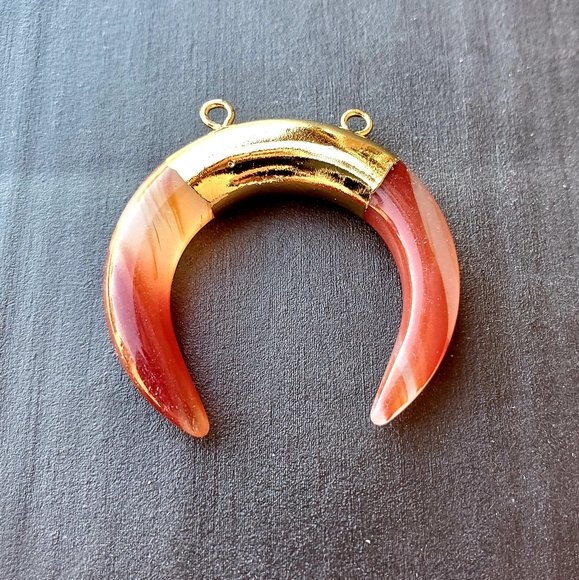 New Crescent Moon Double Horn Red Glass Pendant. - Picture 9 of 10